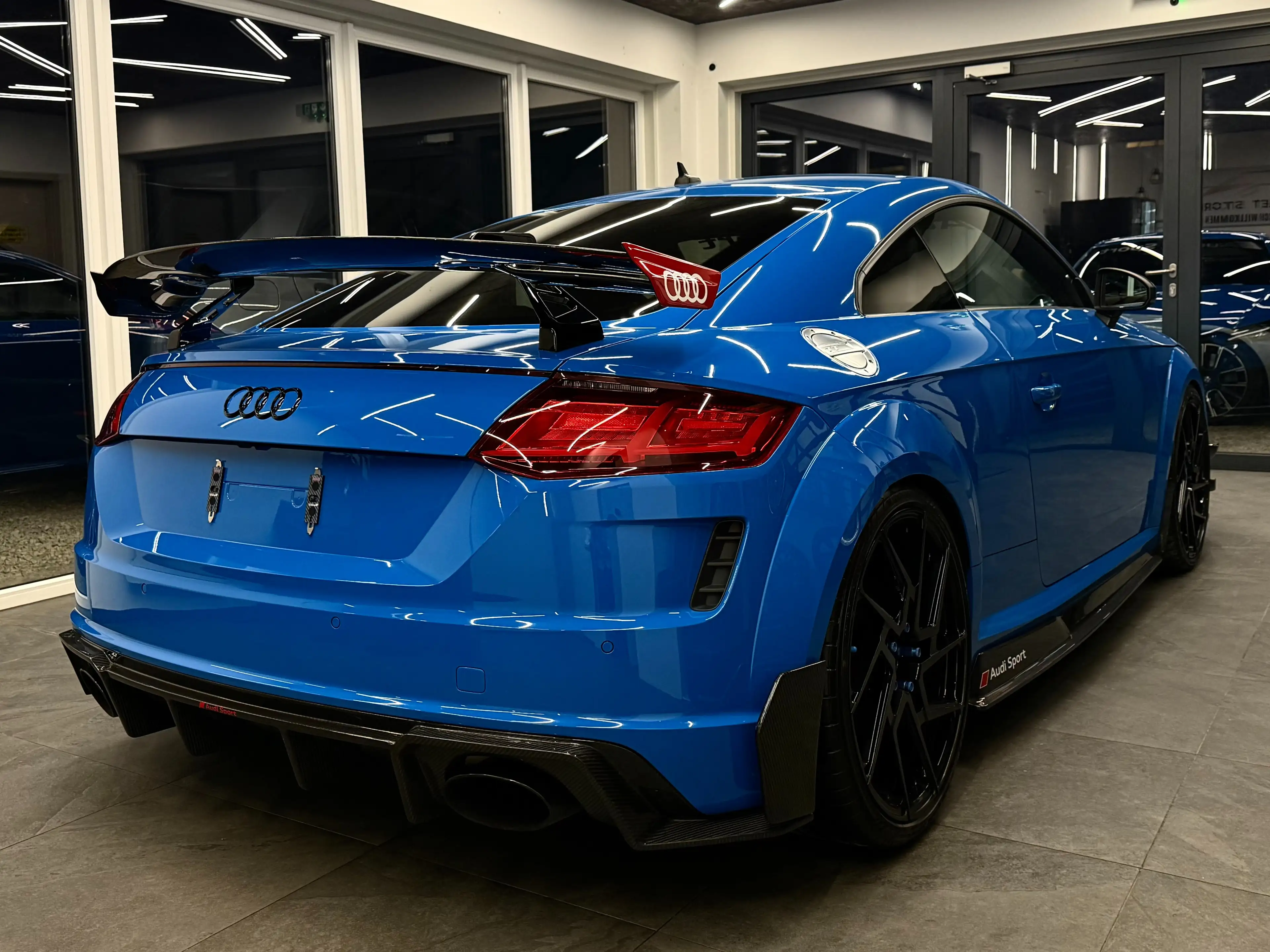 Audi TT RS Coupé 2,5 TFSI S-tronic*Clubsport-Paket*Carbon* — photo 5