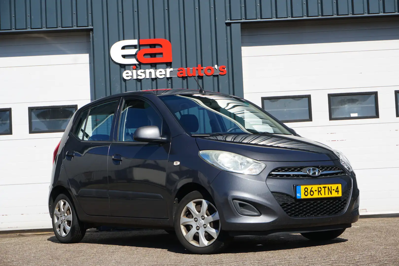 Hyundai i10 1.1 i-Drive Cool | AIRCO | DEALERONDERHOUDEN | Gris - 2