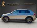 Volkswagen Tiguan Comfortline *LaneAss.*Nav*Pano*1HD*LED* Argent - thumbnail 2