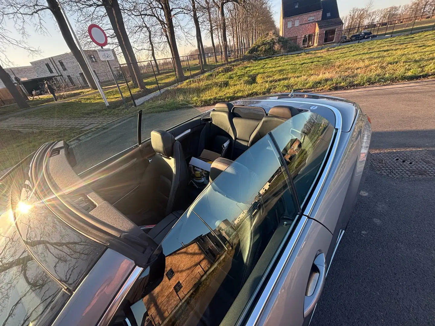 Mercedes-Benz E 220 CDI DPF Cabrio BlueEFFICIENCY Elegance - 2