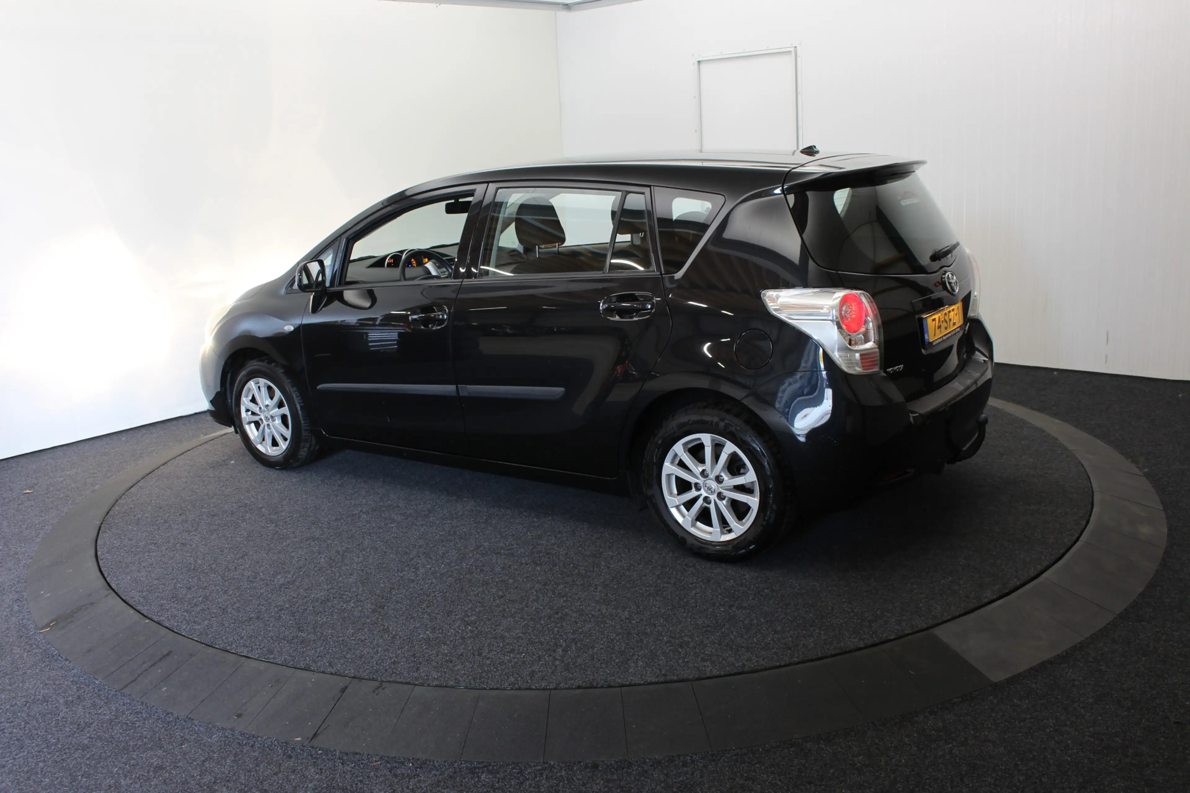 Toyota Verso 1.8 VVT-i Aspiration Trekhaak APK 12-2026 — photo 8