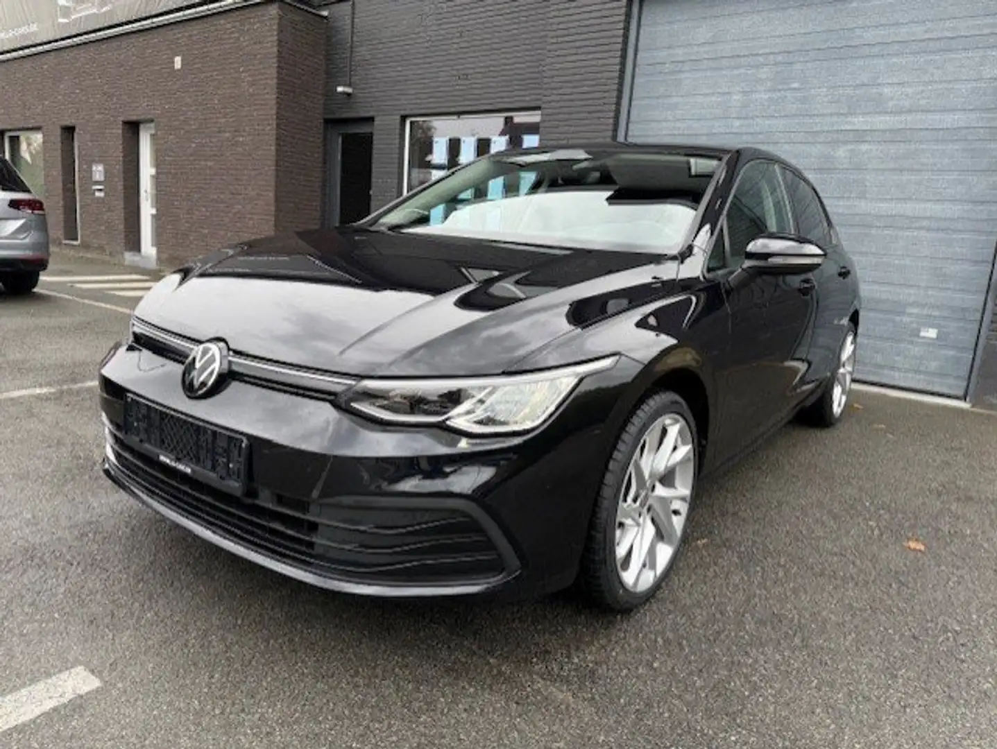 Volkswagen Golf 1.0 TSI 110 pk Navi App.Connect Pdc Adap.Cruise Noir - 2