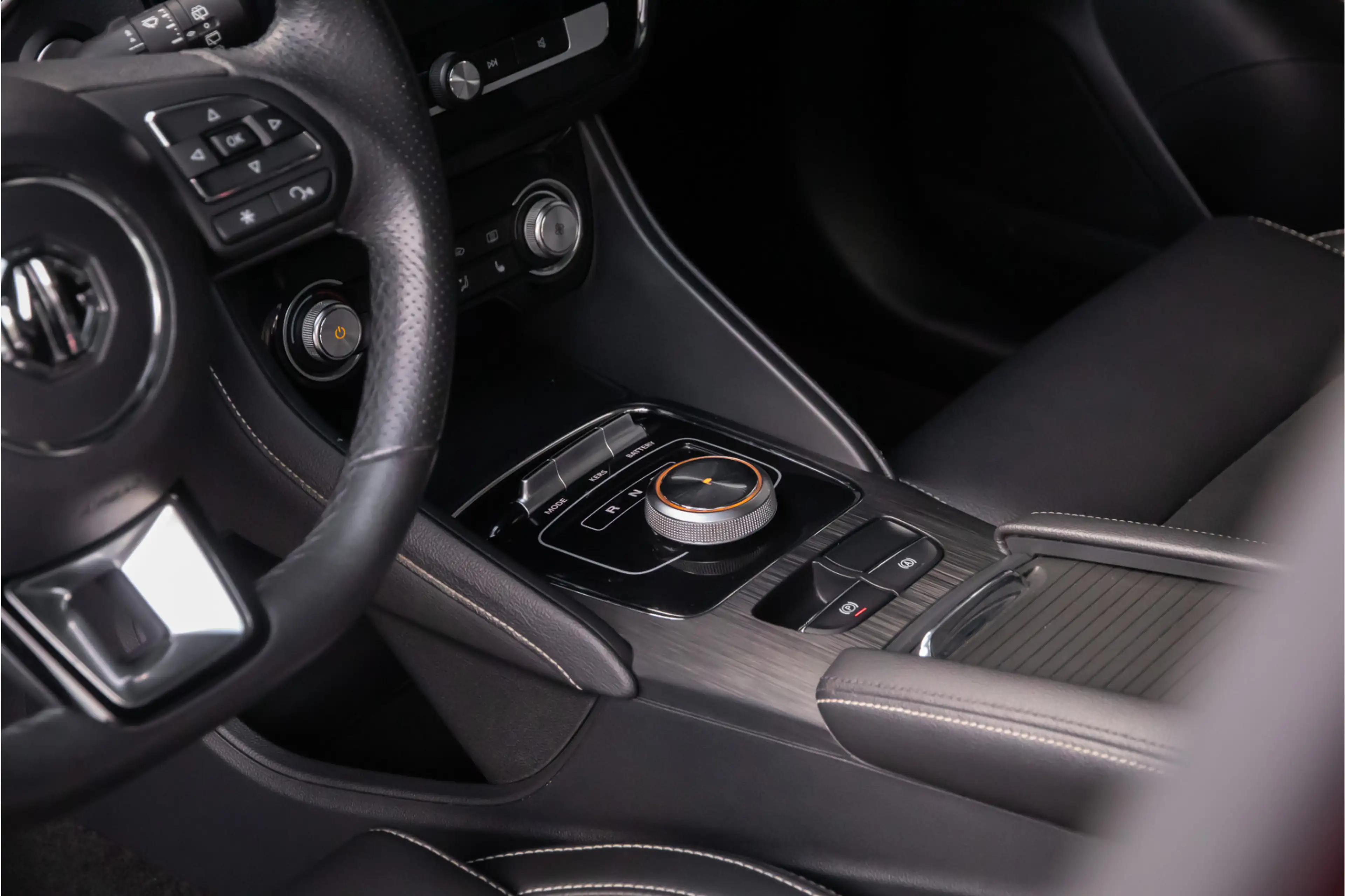 MG ZS MG EV Luxury 45 kWh — photo 34