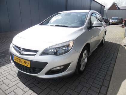 Opel Astra 1.4 BUSINESS +