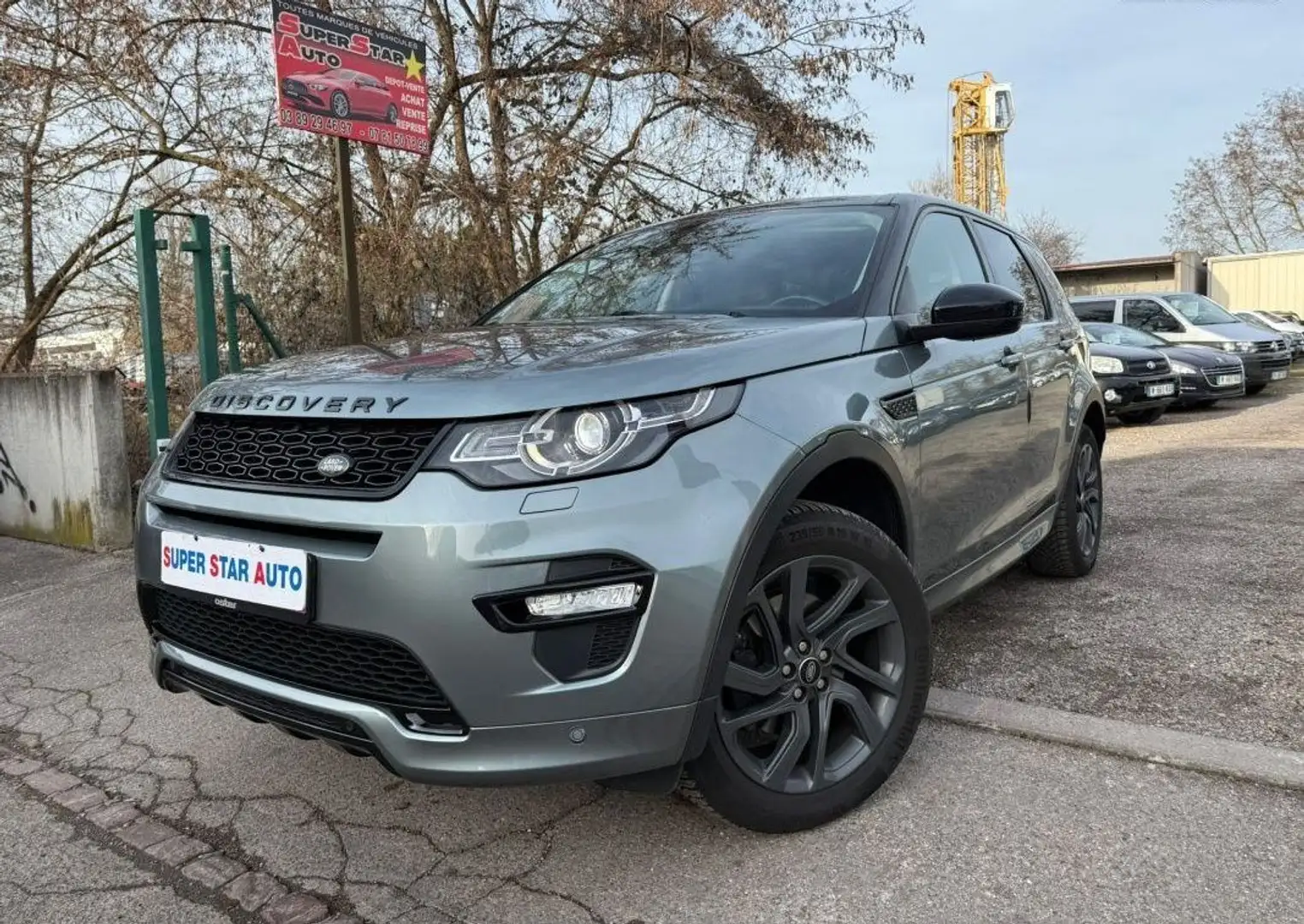 Land Rover Discovery Sport LAND ROVER 2.0l TD4 150CV SE 4WD BVA Grau - 2