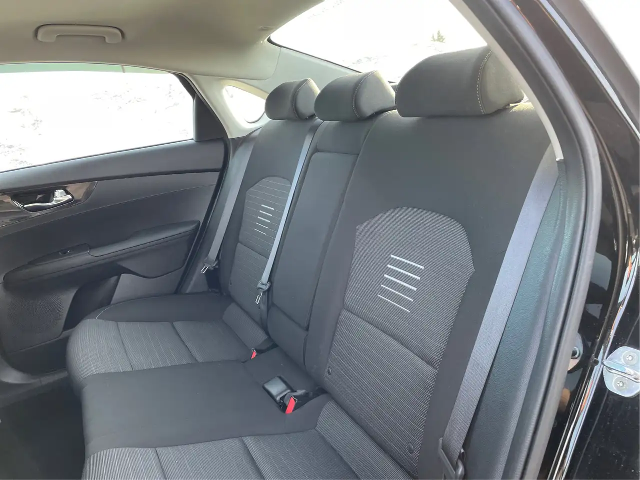 Kia Forte снимка Kia Forte