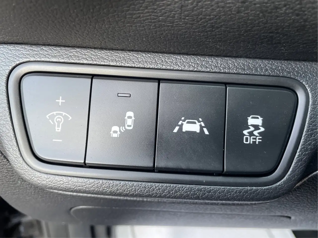 Kia Forte снимка Kia Forte