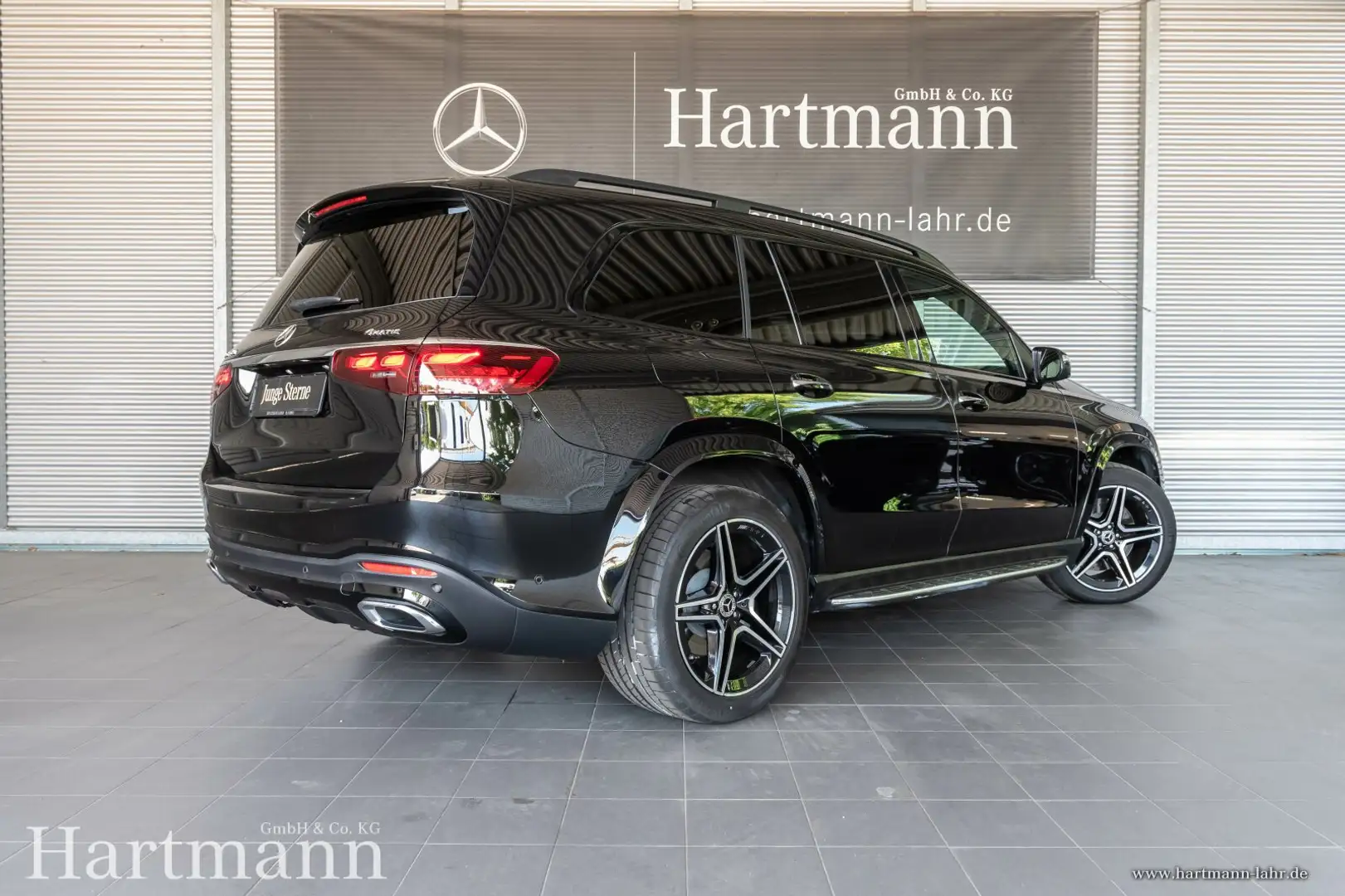 Mercedes-Benz GLS 450 GLS 450 4M AMG Night HUD Standheizung KeyGo Pan Zwart - 2