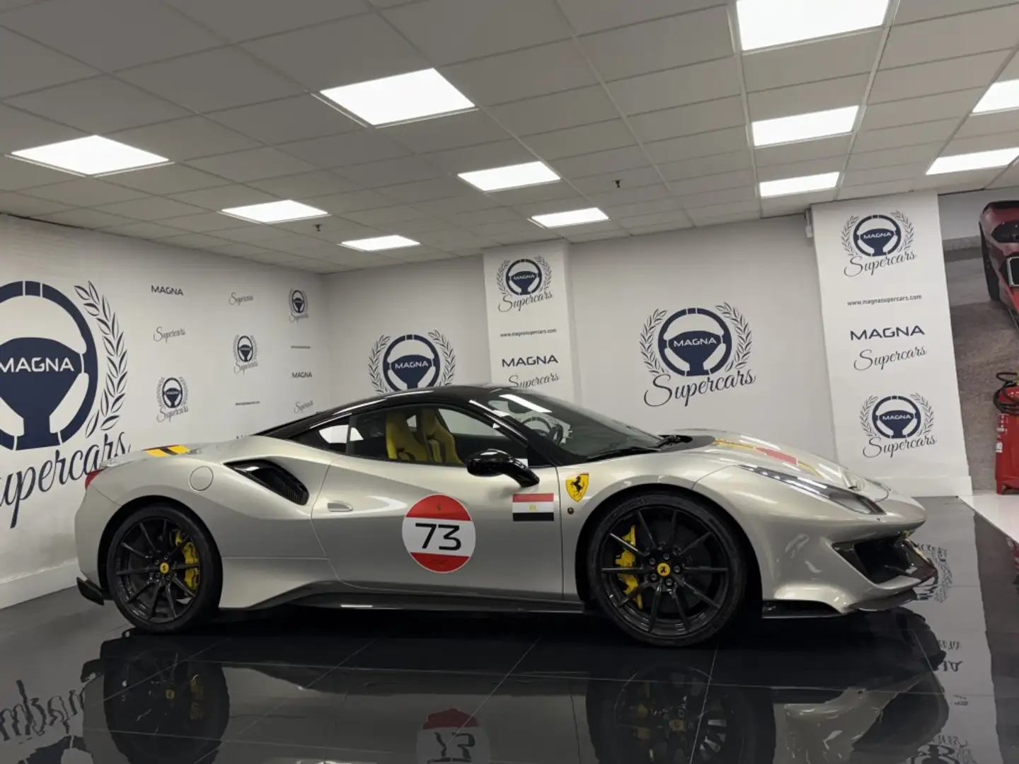 Ferrari 488 Pista Gris - 2