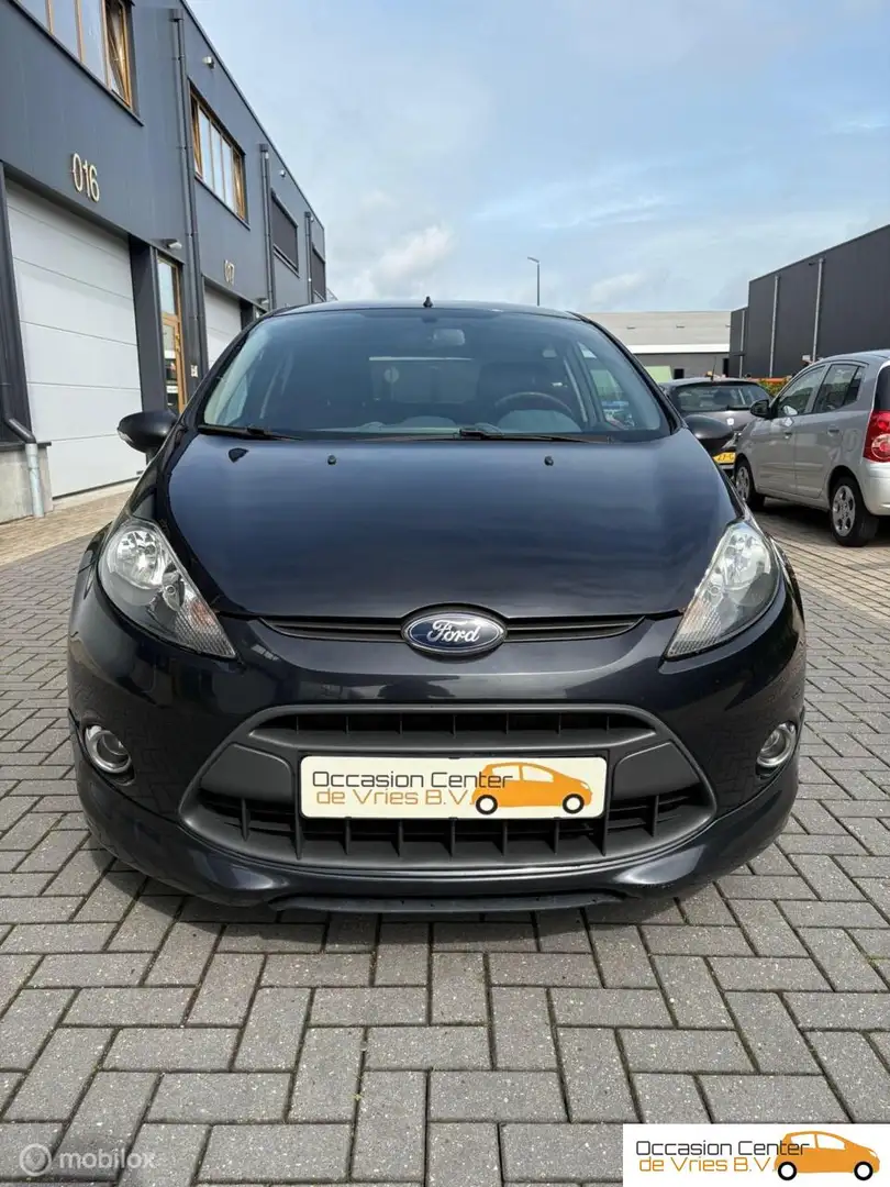 Ford Fiesta 1.25 ST-Line Airco Velgen Stoelverwarm Bluetooth Zwart - 2