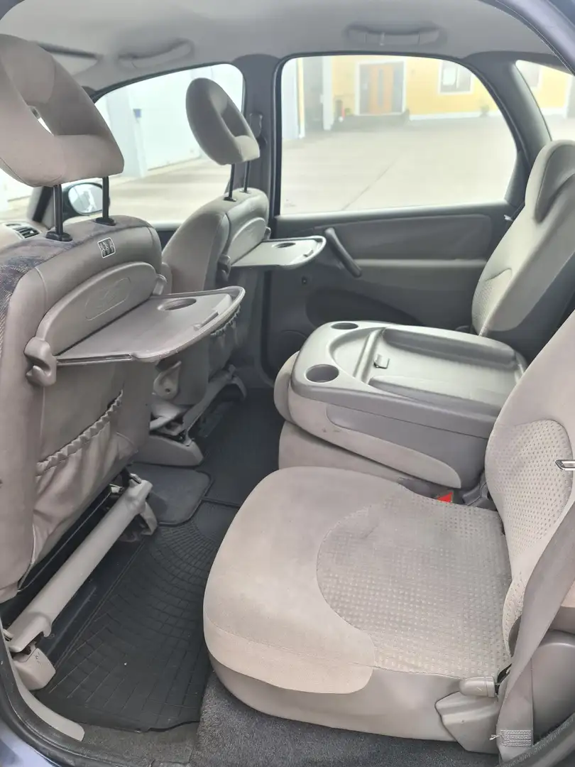 Citroen Xsara Picasso 1.8 16V Exclusive Blau - 2