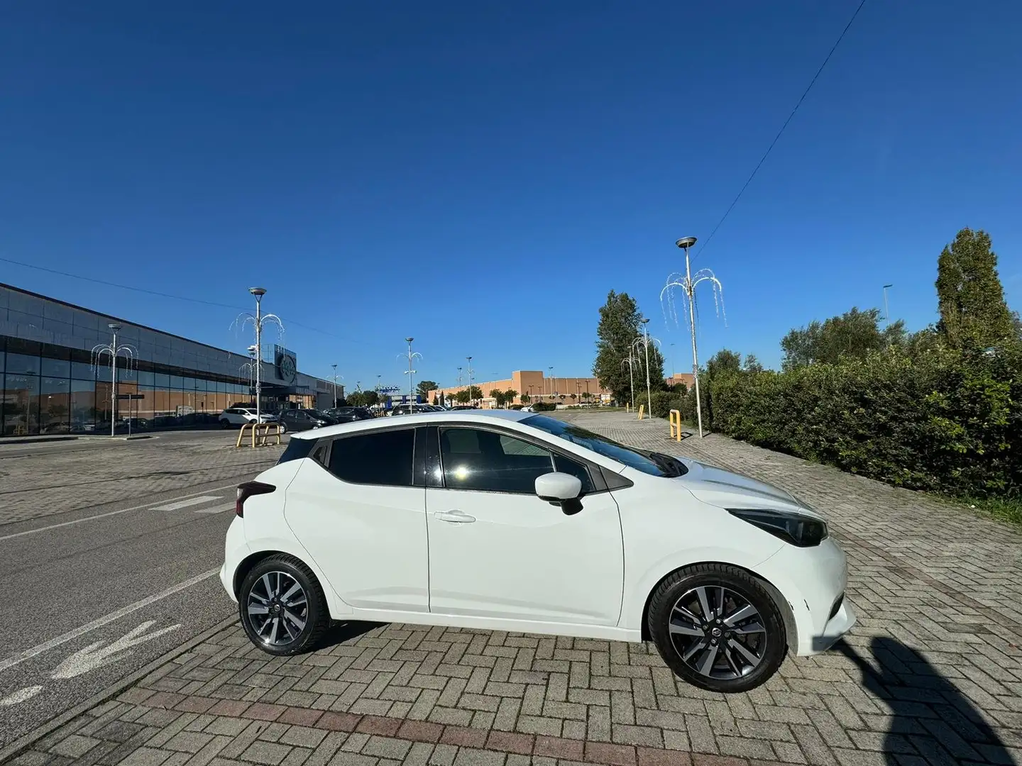 Nissan Micra Micra V 2017 1.5 dci N-Connecta 90cv Biały - 2