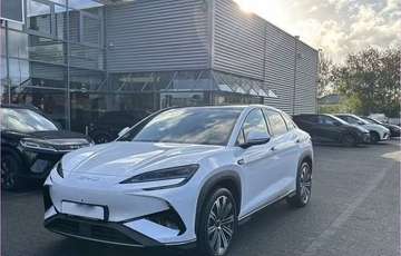 Design AWD Dynaudio Pano Carplay