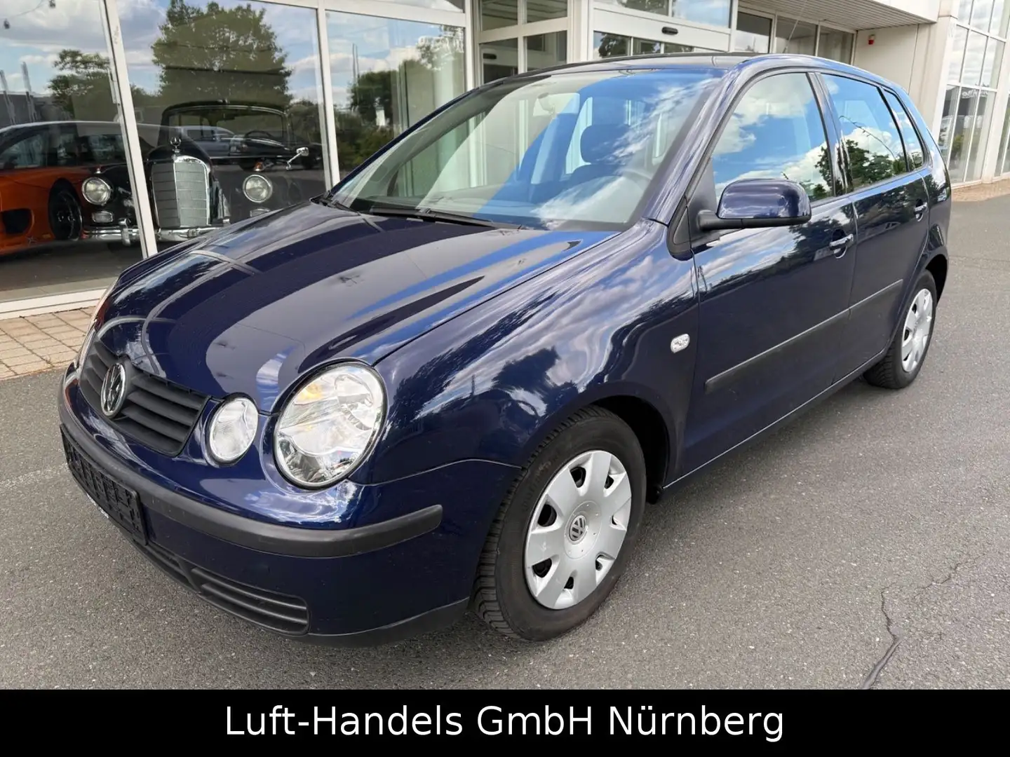 Volkswagen Polo IV Comfortline 1.2  Klima 5 Türig AHK Синій - 1