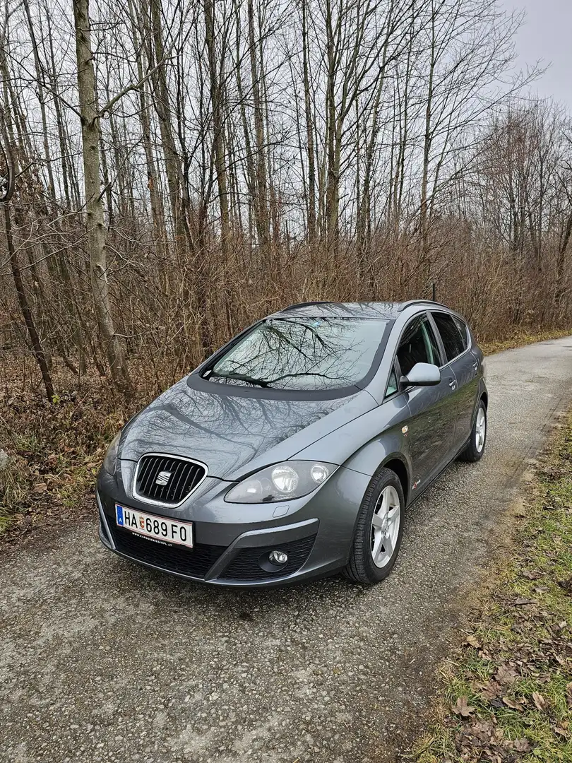 SEAT Altea XL Style 2,0 TDi CR DPF 4WD - 1