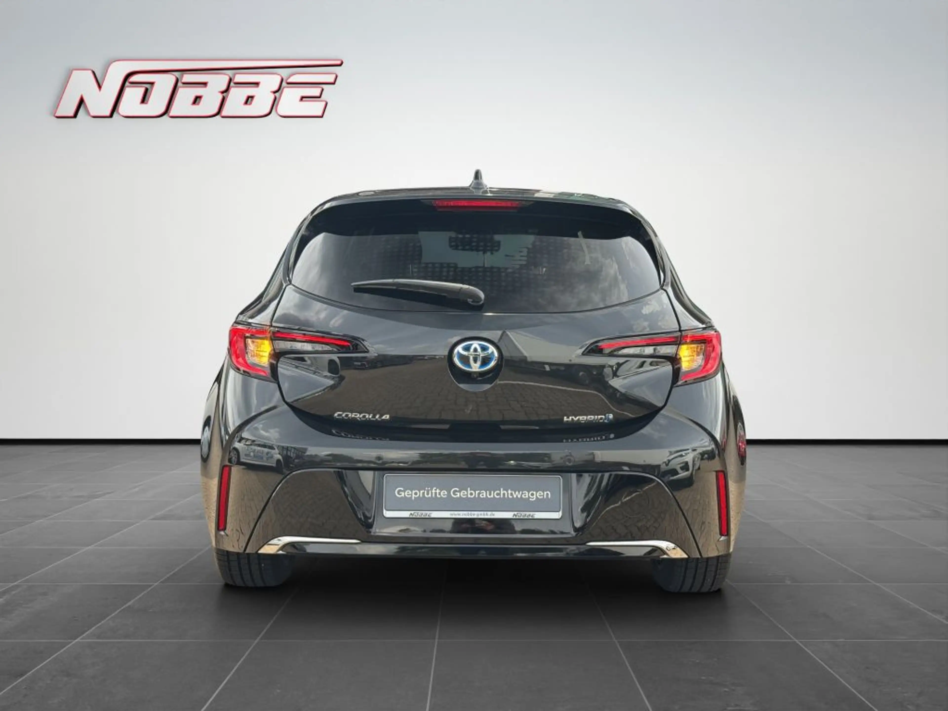 Toyota Corolla 2.0 Hybrid Team Deutschland — photo 4