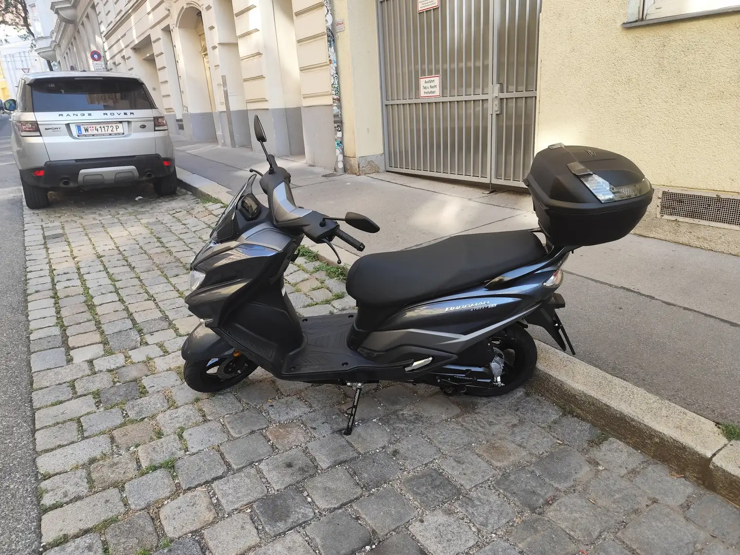 Suzuki Burgman 125 RX Szreet Сірий - 2