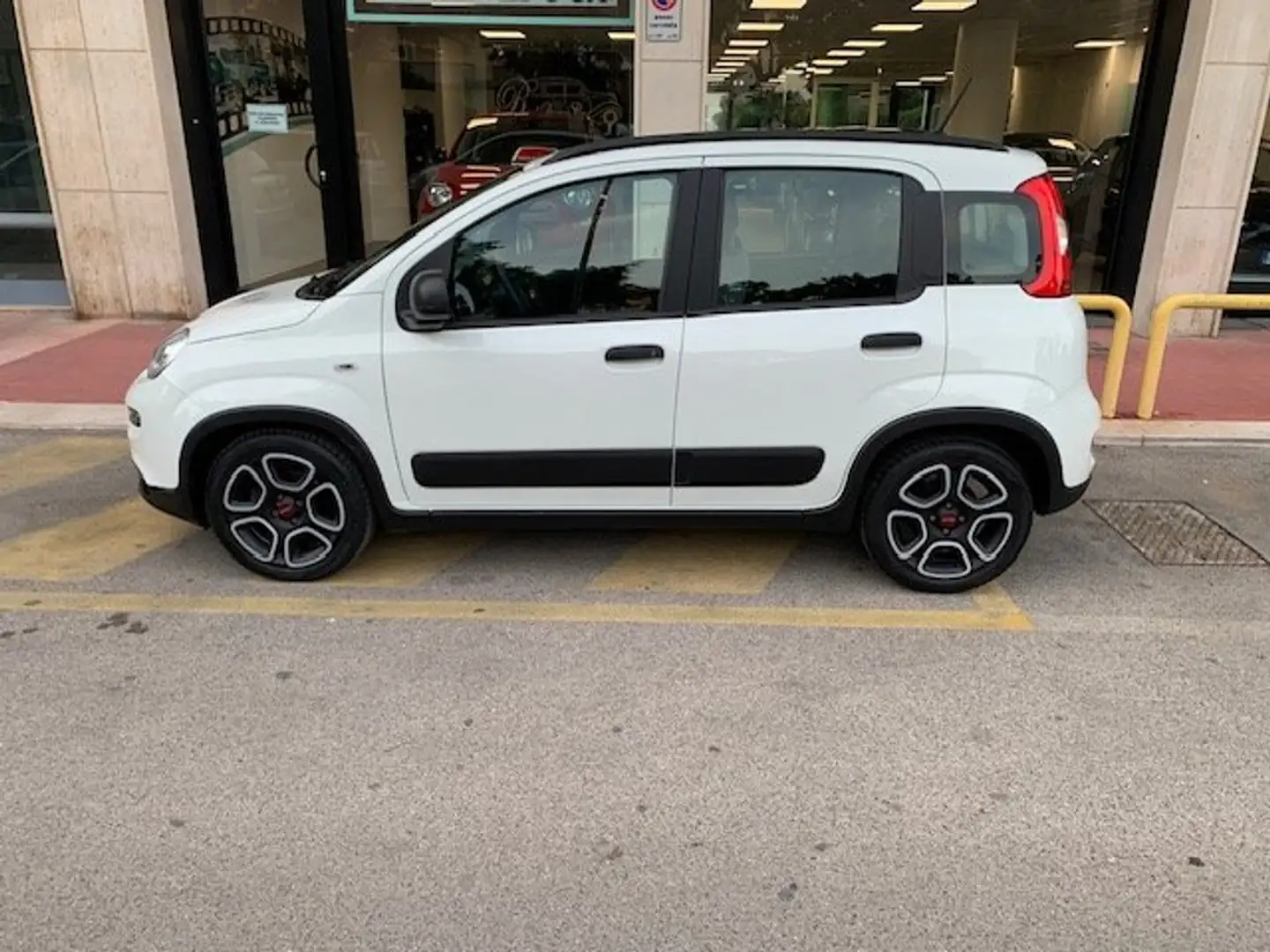 Fiat Panda 1.0 firefly hybrid City Life s Blanc - 1