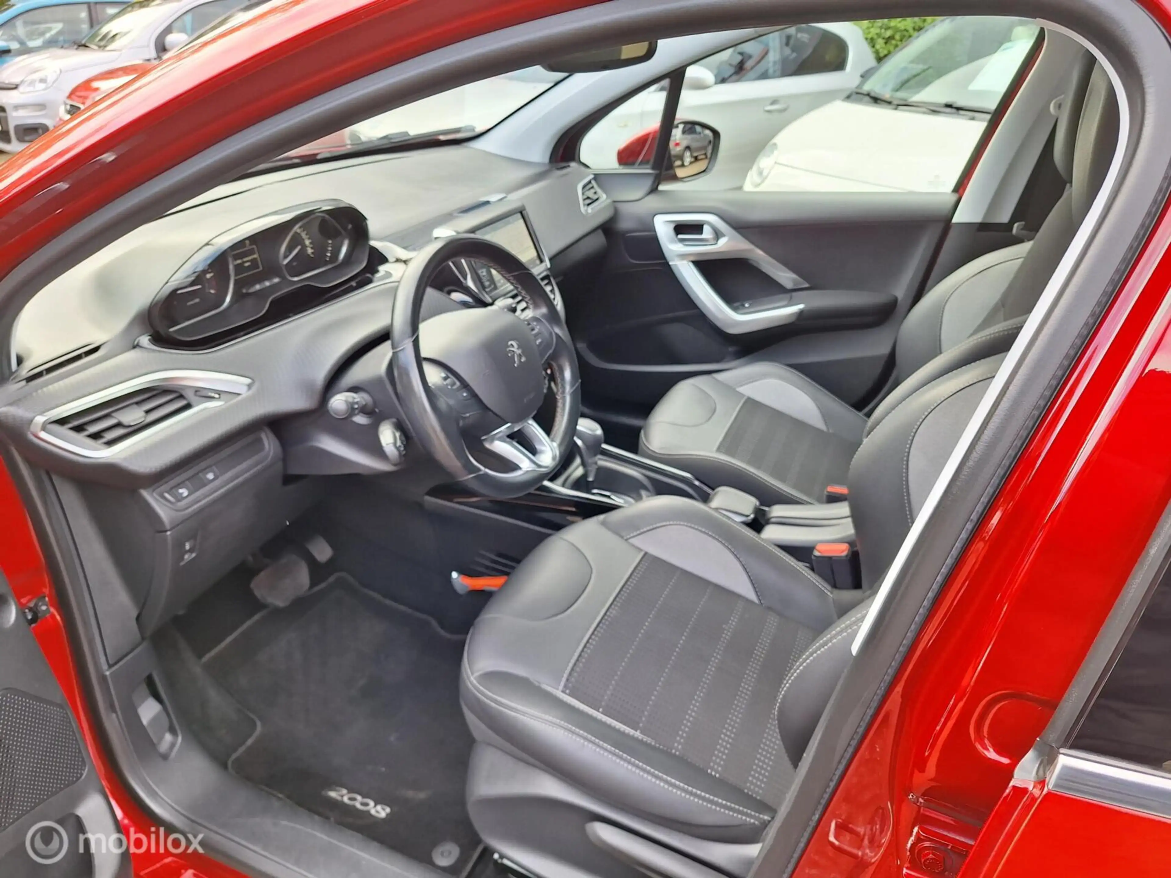 Peugeot 2008 1.2 PURETECH ALLURE AUTOMAAT • 1e Eigenaar • — photo 17