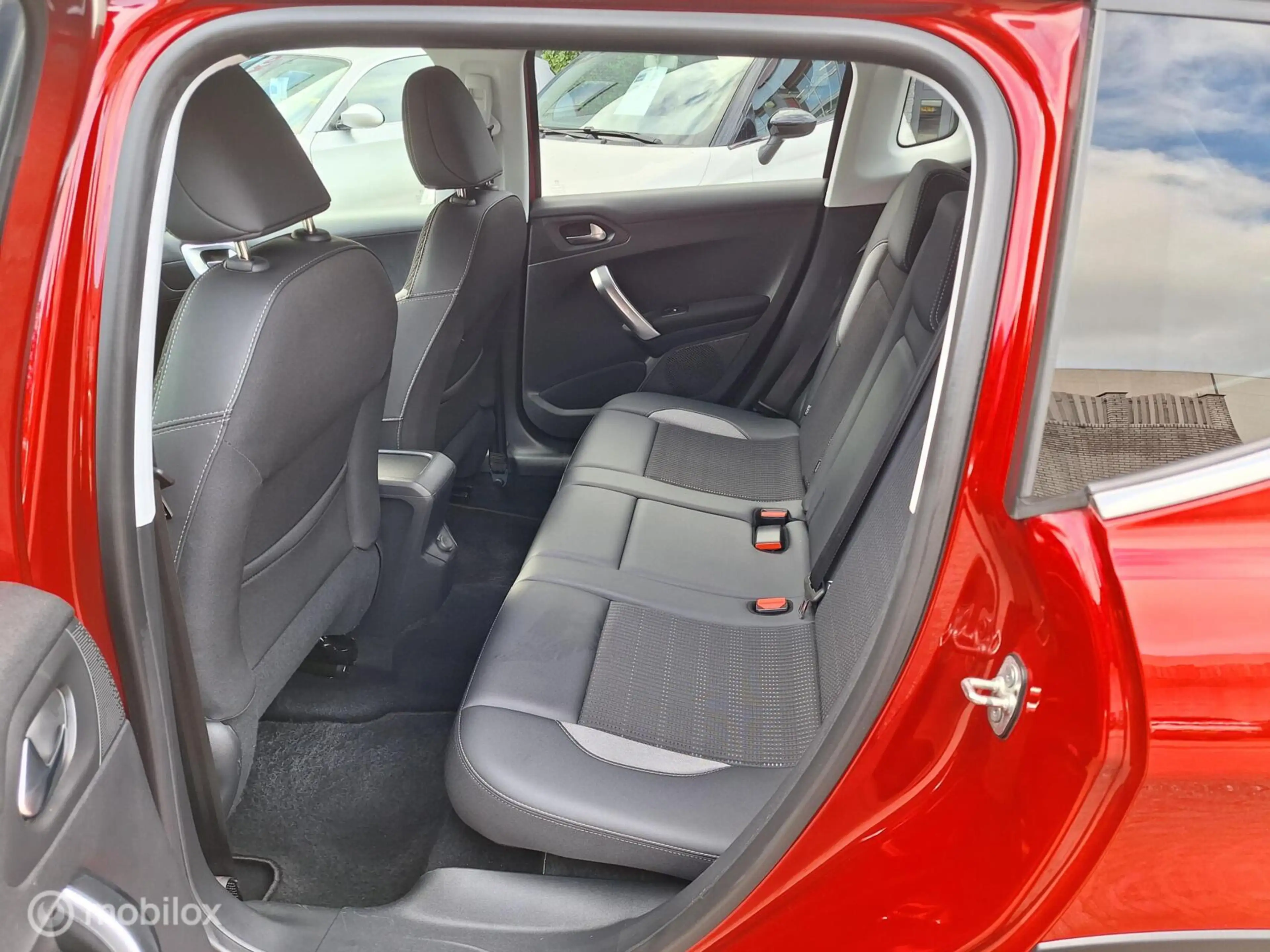 Peugeot 2008 1.2 PURETECH ALLURE AUTOMAAT • 1e Eigenaar • — photo 12