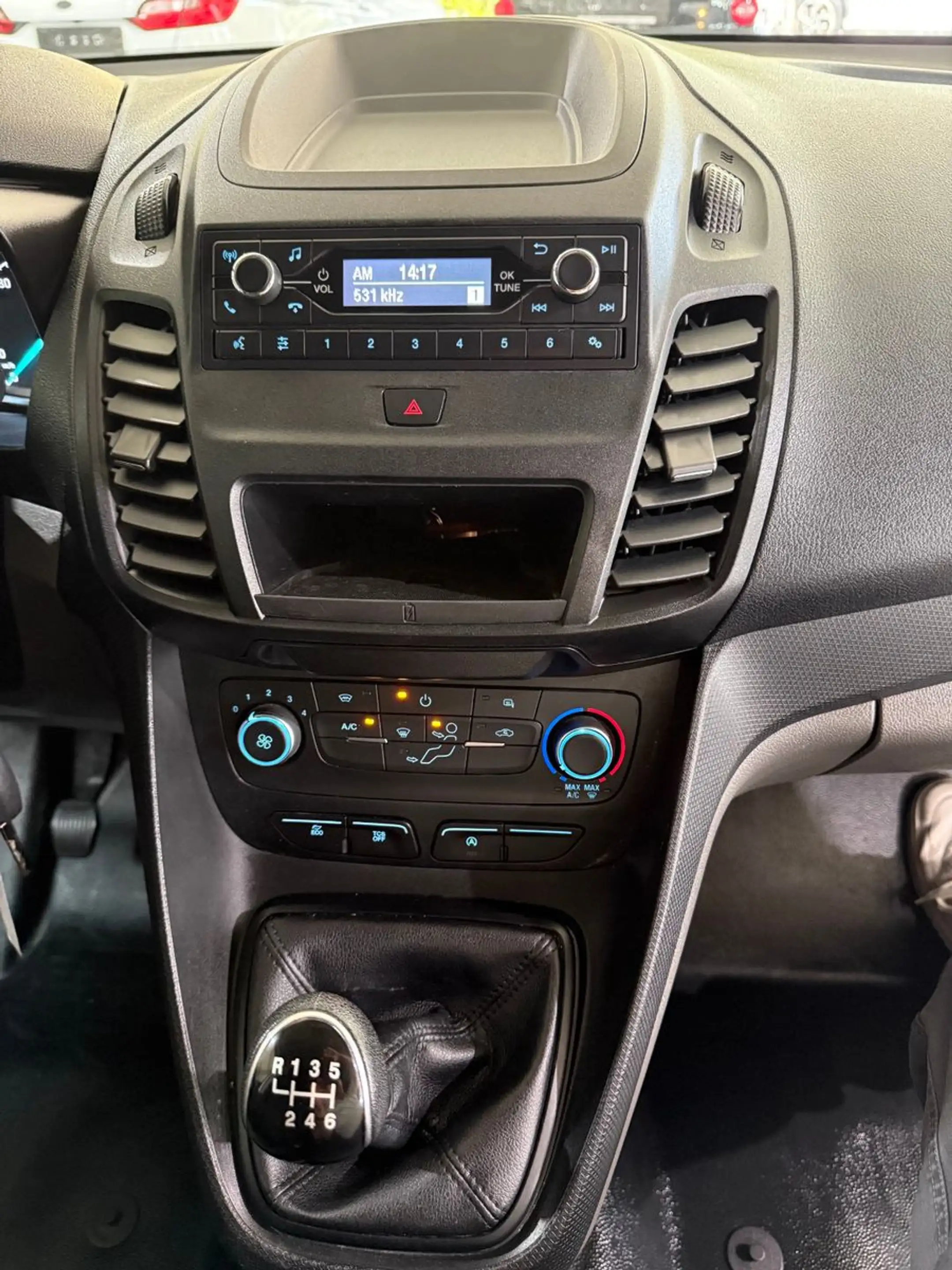 Ford Transit Connect 1.5D L2 Trend Klima PDC 1.Hand — photo 5