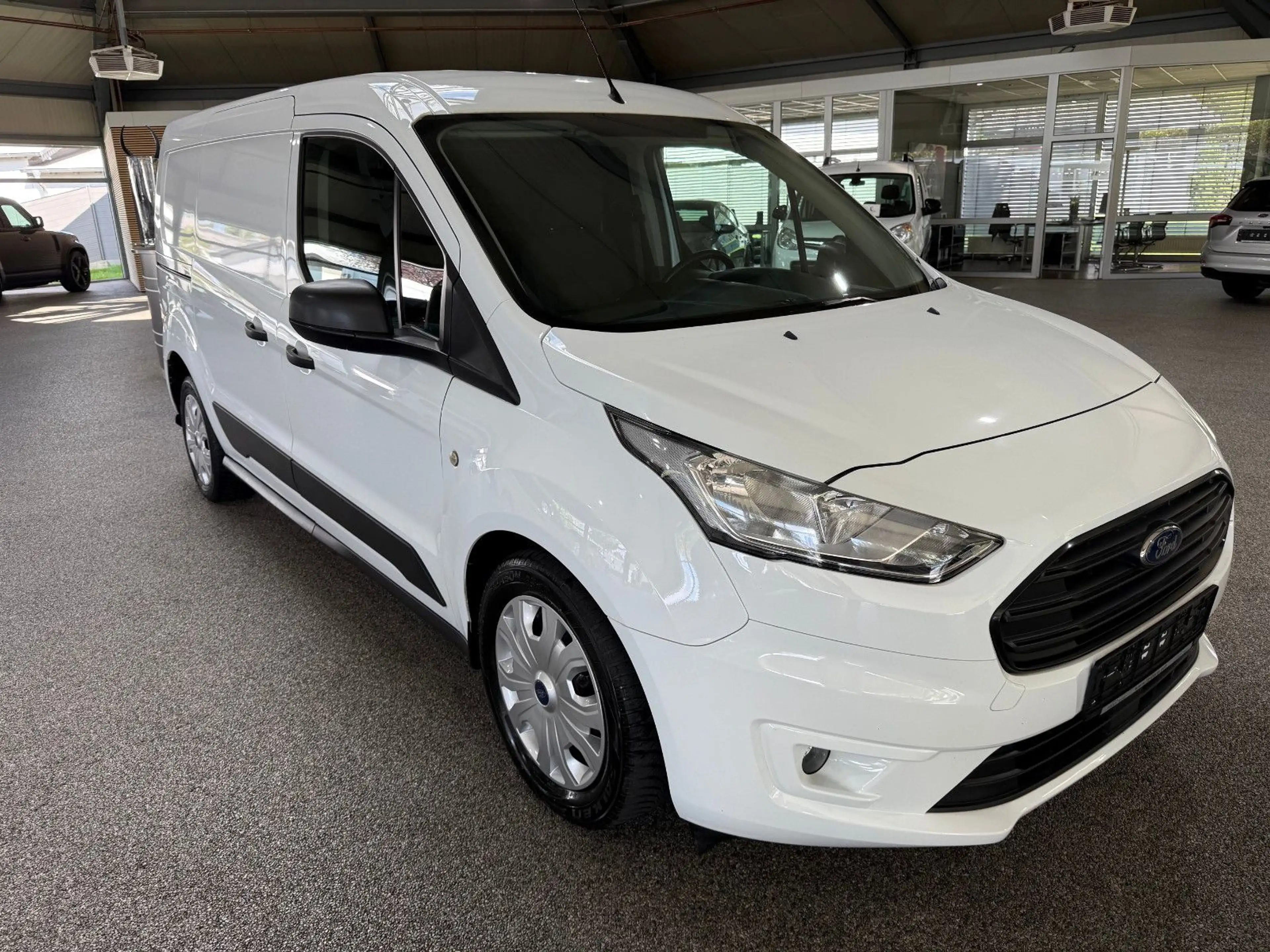 Ford Transit Connect 1.5D L2 Trend Klima PDC 1.Hand — photo 3