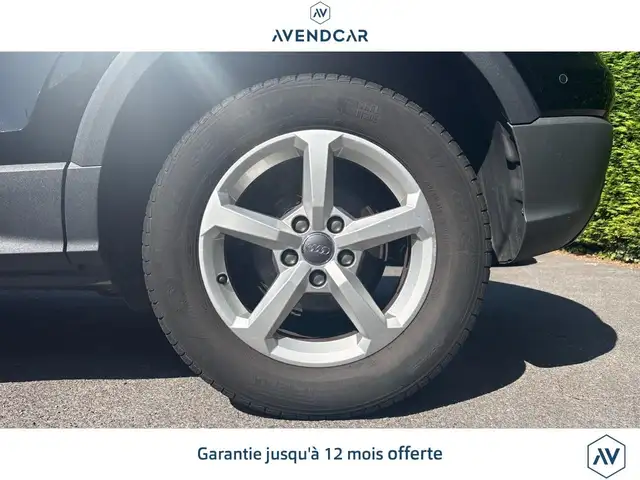 Audi Q2 view 18