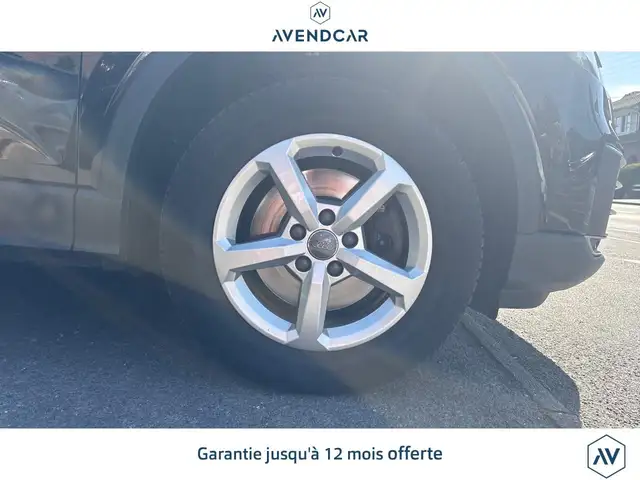 Audi Q2 view 16