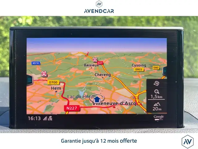 Audi Q2 view 9
