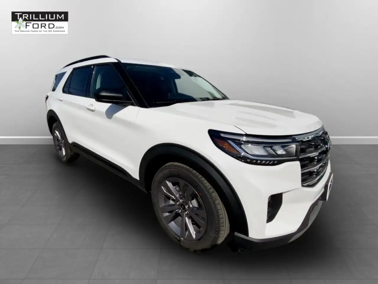 Ford Explorer photo Ford Explorer