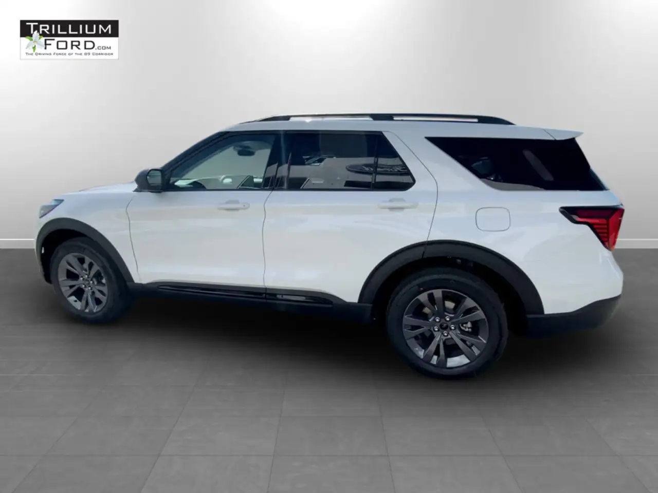 Ford Explorer photo Ford Explorer