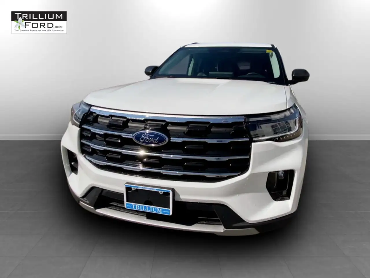 Ford Explorer photo Ford Explorer