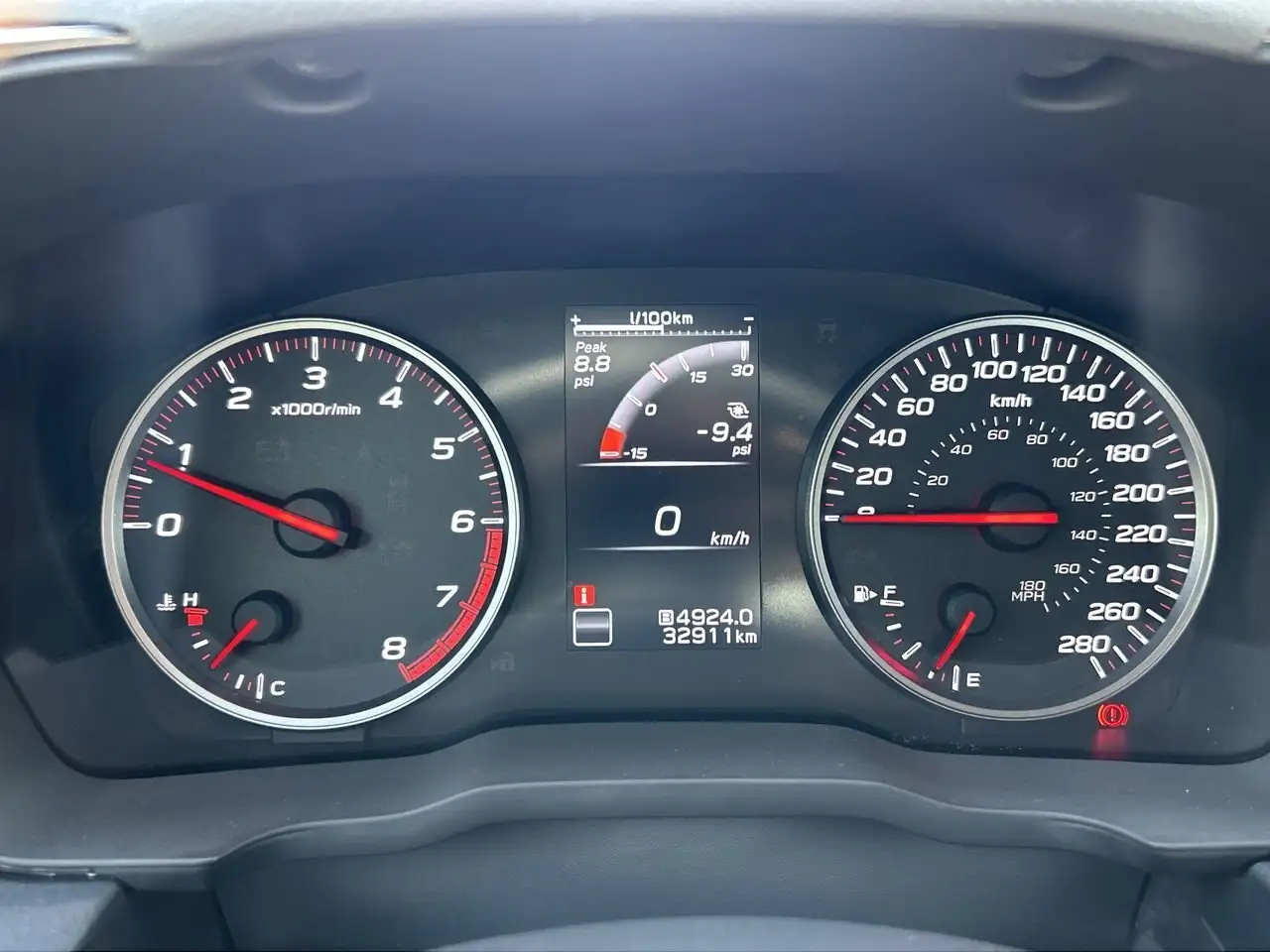 Subaru WRX снимка Subaru WRX