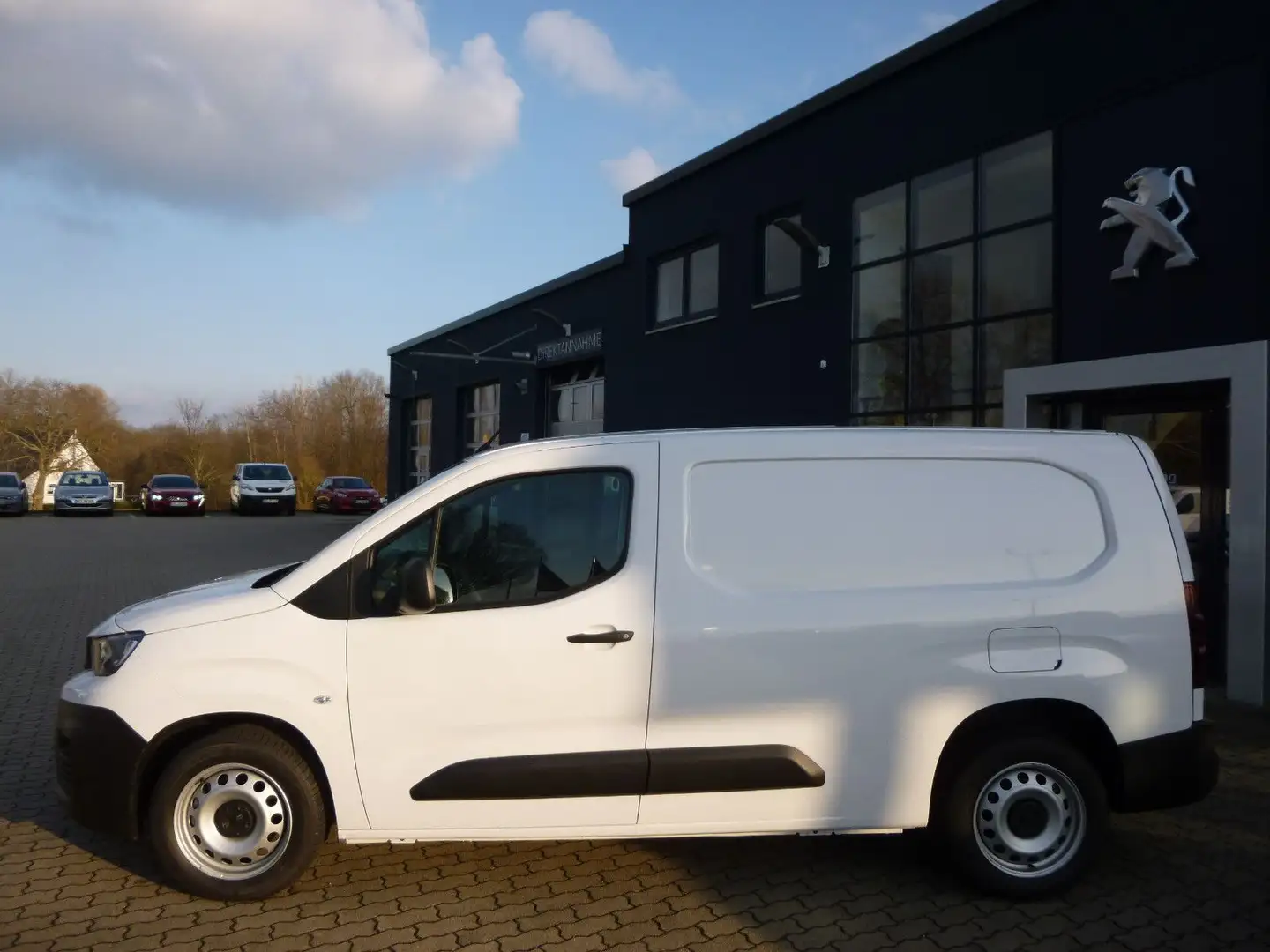 Peugeot Partner Premium L2*Kamera*Klima* Weiß - 1