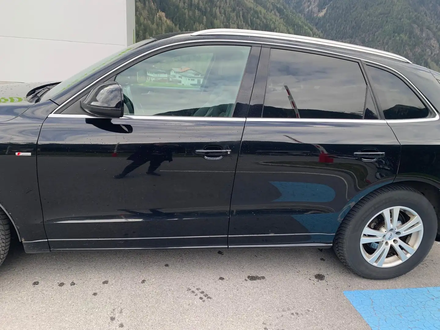 Audi Q5 Q5 2,0 TFSI quattro Schwarz - 2