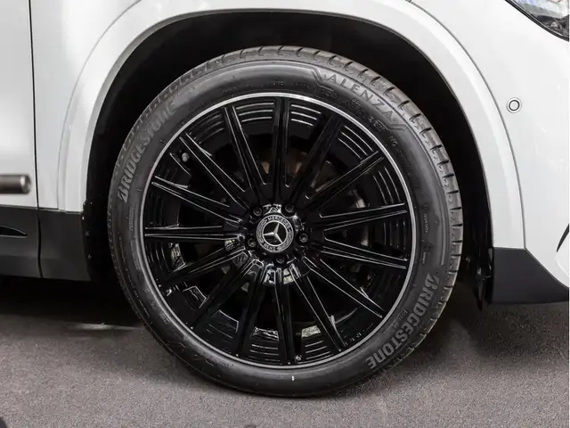 Mercedes-Benz Gla view 8