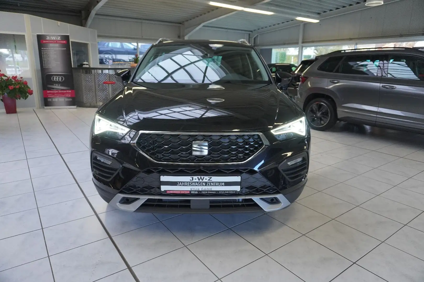 SEAT Ateca Style 1.5 TSI DSG*AHK*LED*ACC*NAVI*KAMERA* Schwarz - 2