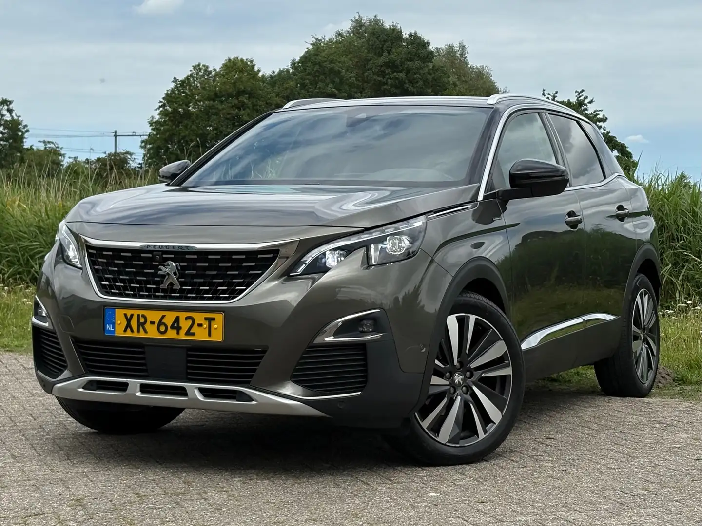 Peugeot 3008 1.6 PureTech GT Line AUT | Amazonite Grey | AppleC Grijs - 2