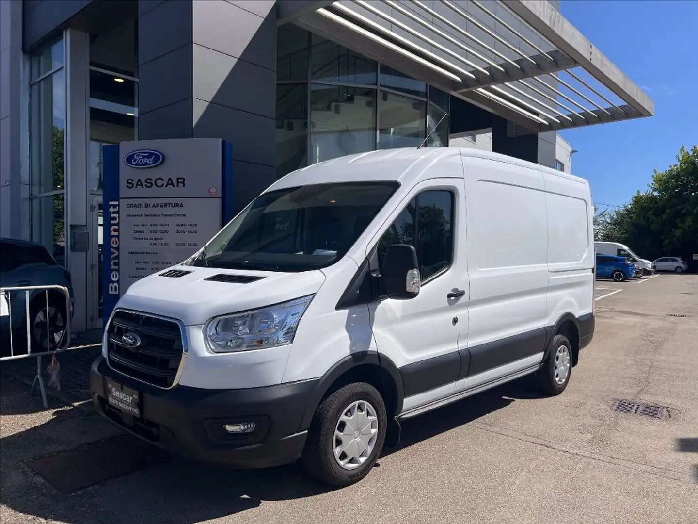 Ford Transit 310 fwd 2.0 ecoblue 130cv trend L3H2 Bianco - 2