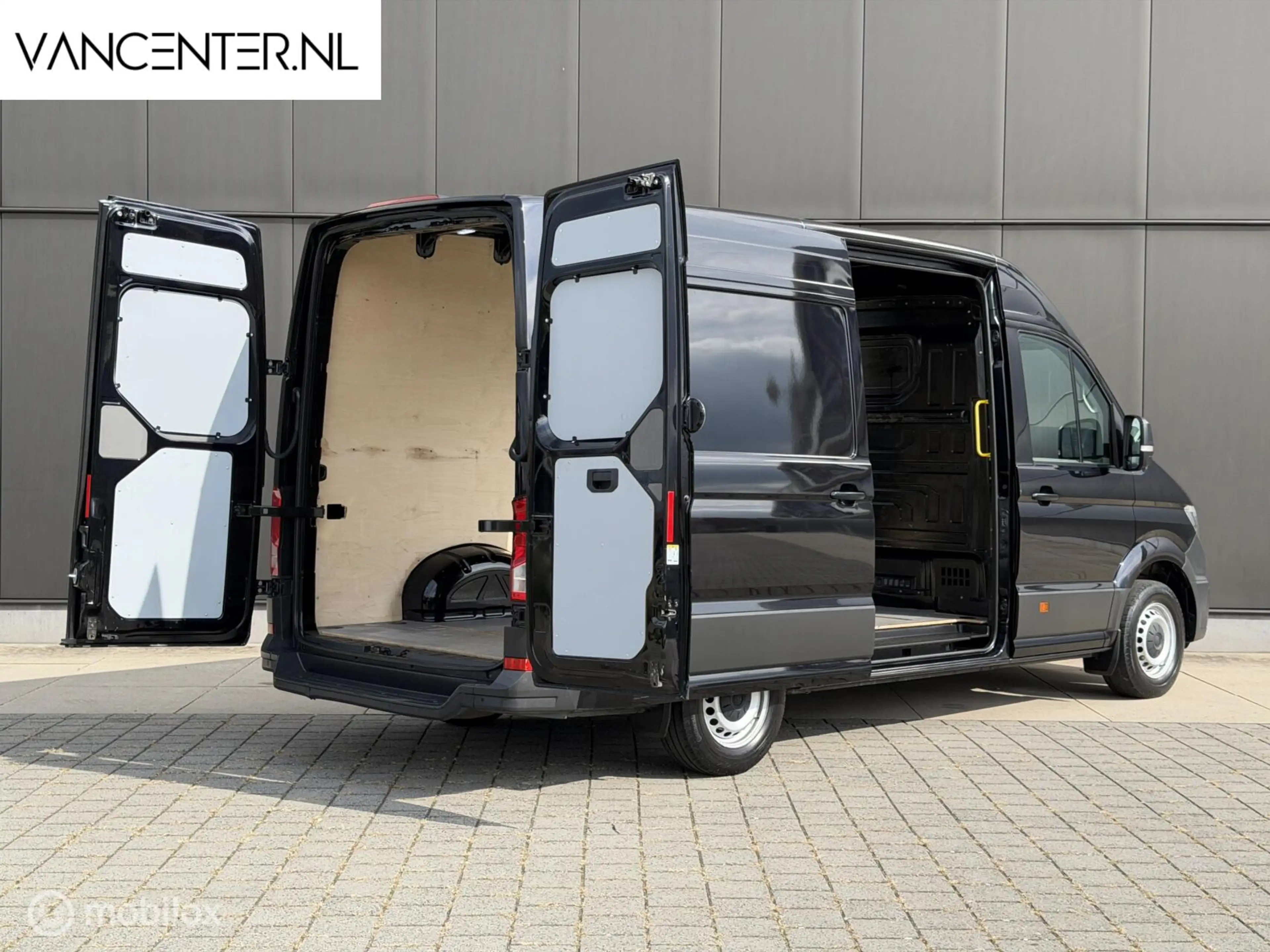 Volkswagen Crafter Bestel 35 2.0 TDI L3H3 Highline — photo 8