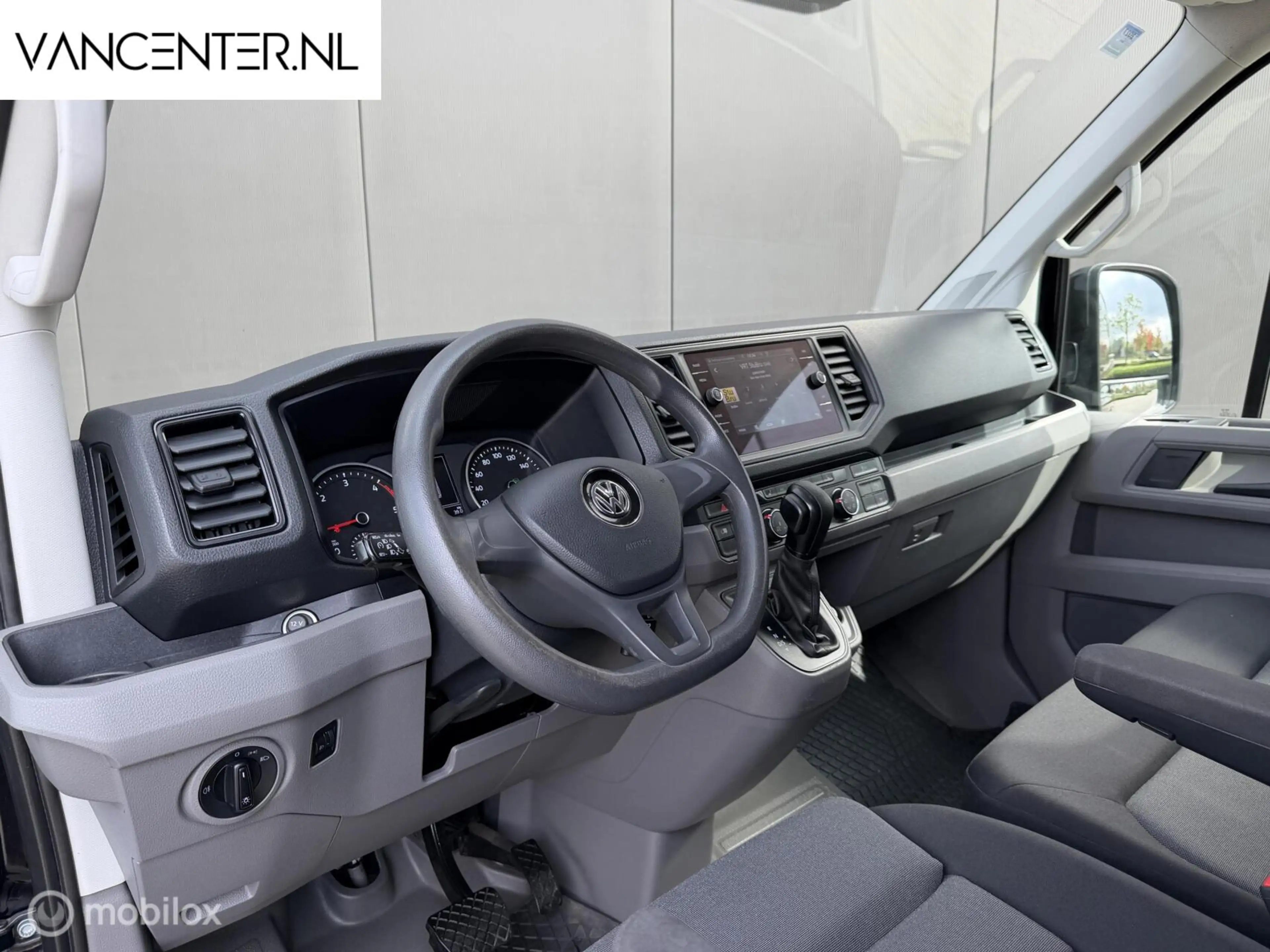 Volkswagen Crafter Bestel 35 2.0 TDI L3H3 Highline — photo 3