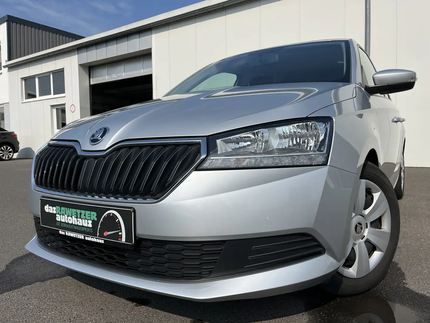 Skoda Fabia 1.0 Active Cool Plus 78€ m. 20% Anzahlung DAB SH Schwarz - 1