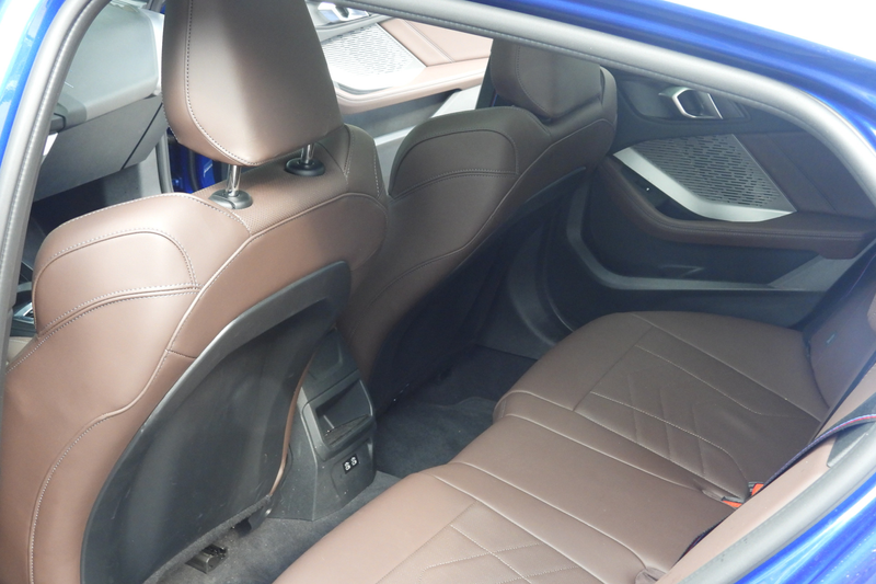 BMW 120 1 Serie M Sport Automaat / Panoramadak / Adaptieve — photo 12