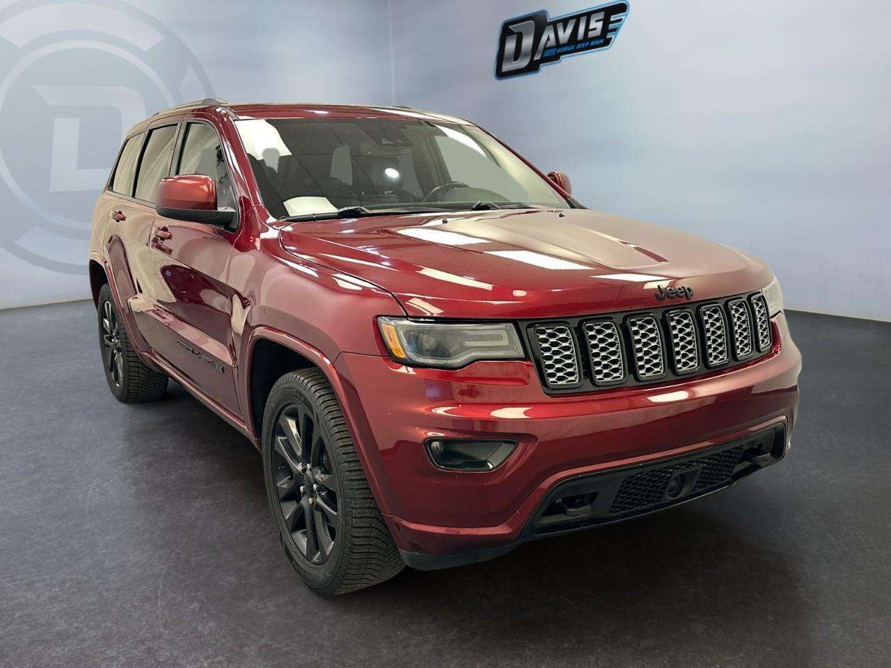 2020 Jeep Grand Cherokee Laredo - Navigation — снимка 1