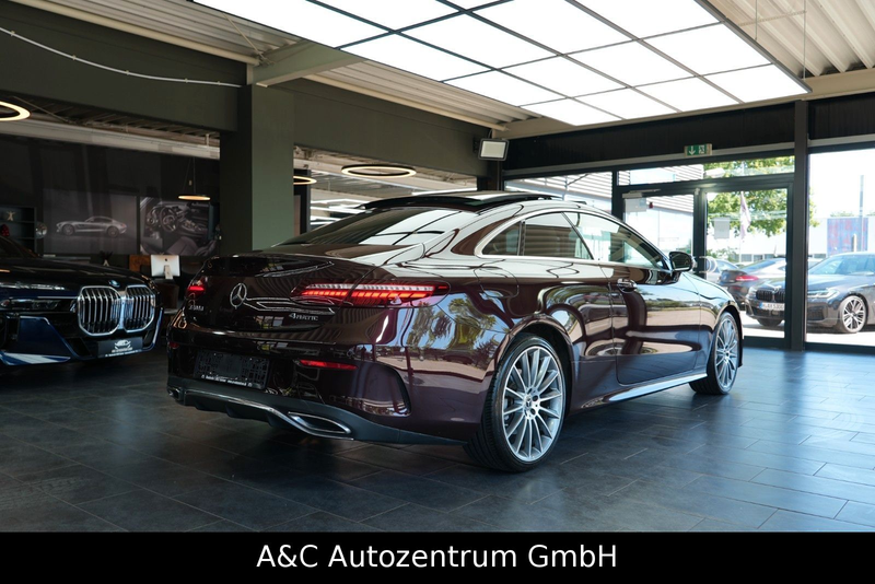 Mercedes-Benz E 400 d Coupé AMG Line 4Matic Faeclift — photo 6