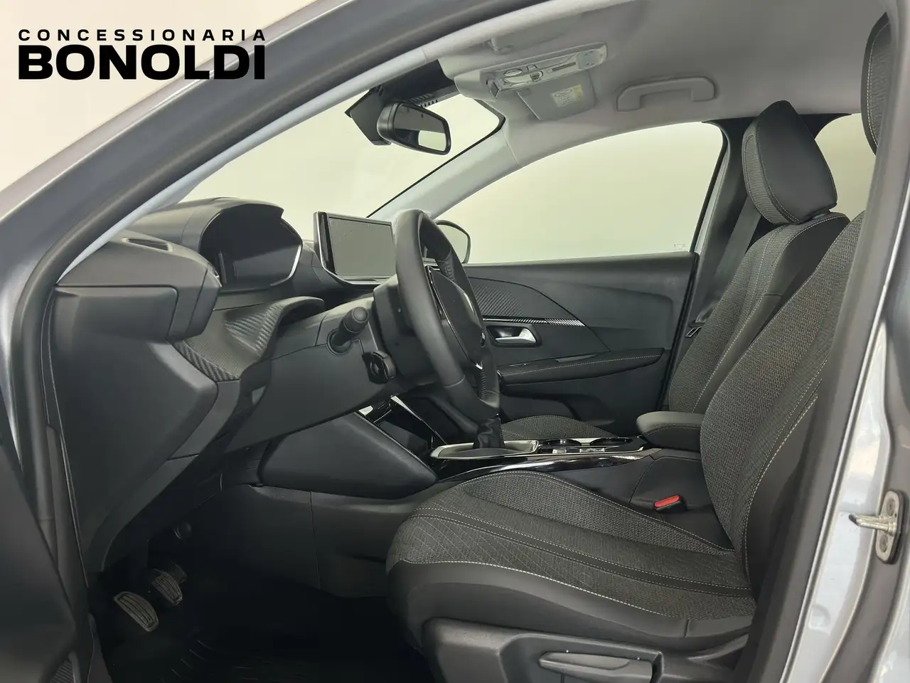 Peugeot 208 Allure PureTech 100 S/S, миниатюра 6
