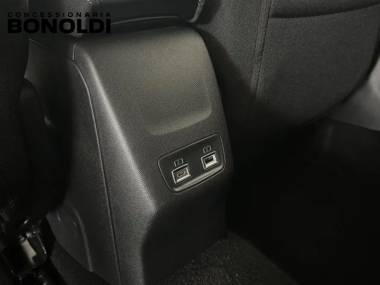Peugeot 208 Allure PureTech 100 S/S, миниатюра 12