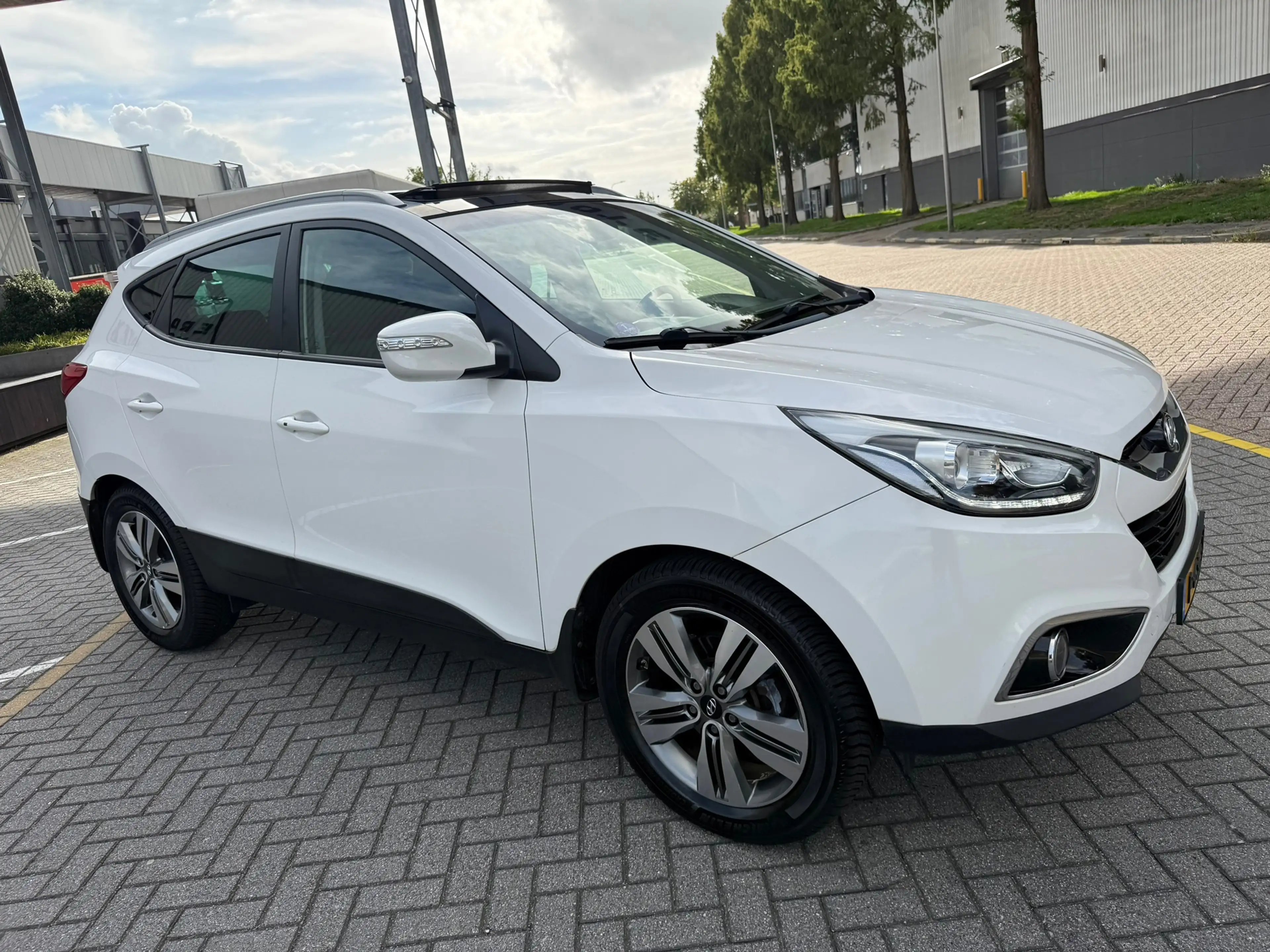 Hyundai iX35 2.0i 4WD i-Vision*OPEN -DAK*AIRCO*APK*NAP*CRUISE*N — photo 4