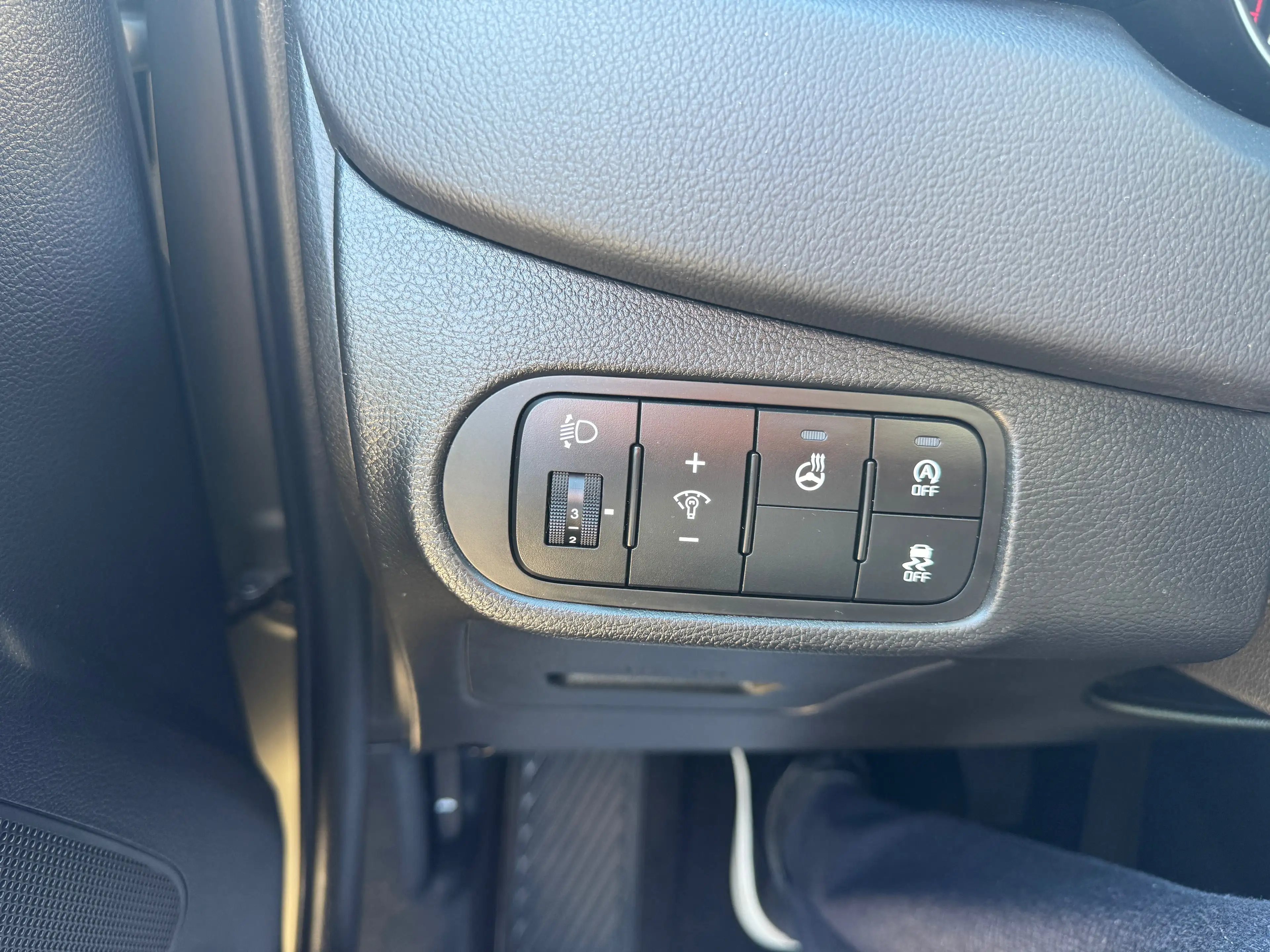Kia Carens Carens Diesel 1.7 CRDi 141 Dream Team Edition — photo 15