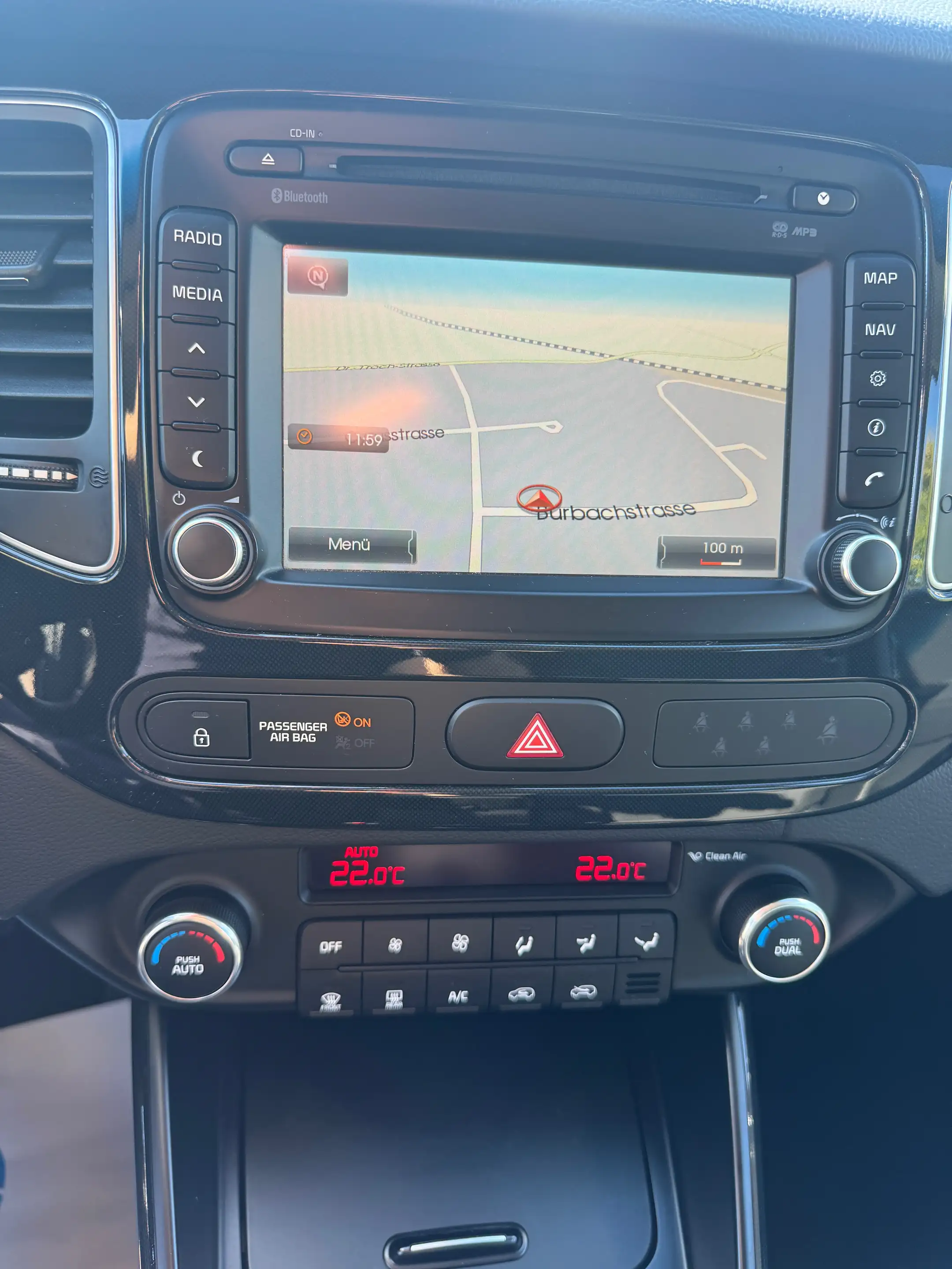 Kia Carens Carens Diesel 1.7 CRDi 141 Dream Team Edition — photo 13